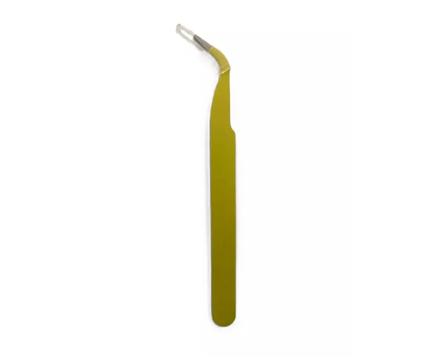 Tweezers
